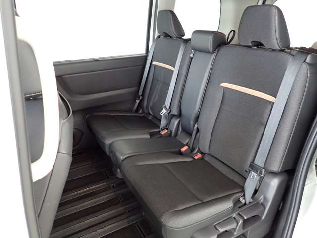 日産 セレナ １．４ Ｅ－ＰＯＷＥＲ ハイウェイスターＶ R5年 (関東) 99