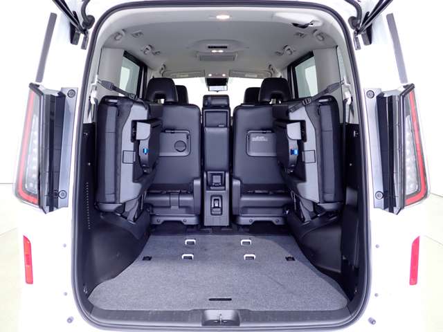 日産 セレナ １．４ Ｅ－ＰＯＷＥＲ ハイウェイスターＶ R5年 (関東) 99