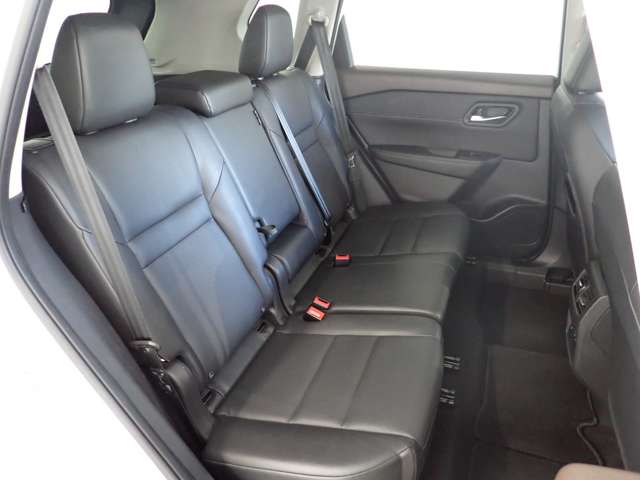 日産 エクストレイル １．５ Ｘ Ｅ－４ＯＲＣＥ ４ＷＤ R5年 (関東) 99