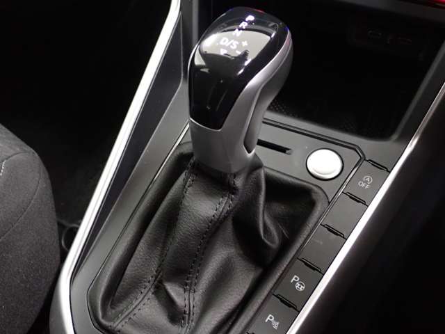 フォルクスワーゲン ポロ ＴＳＩ　アクティブ R4年 (関東) 99