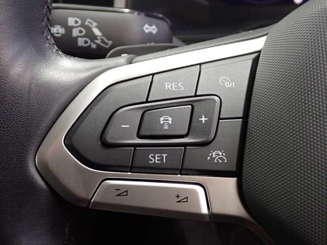 フォルクスワーゲン ポロ ＴＳＩ　アクティブ R4年 (関東) 99