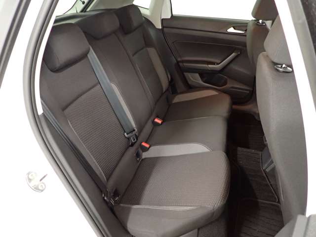 フォルクスワーゲン ポロ ＴＳＩ　アクティブ R4年 (関東) 99