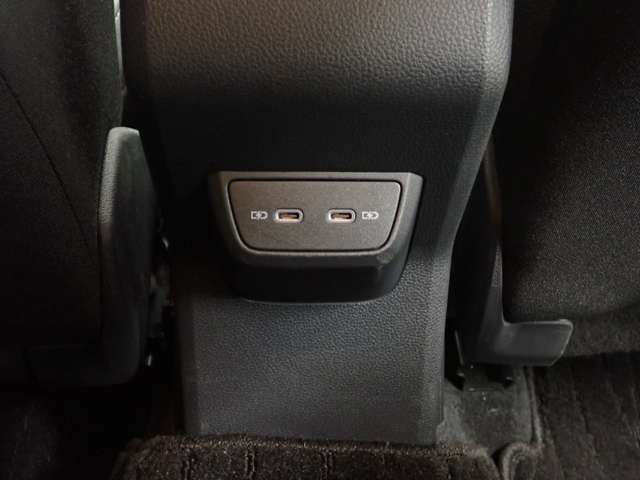 フォルクスワーゲン ポロ ＴＳＩ　アクティブ R4年 (関東) 99