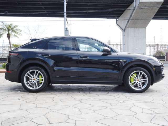 ポルシェ カイエン ハイブリッド Ｅハイブリッド ティプトロニックＳ ４ＷＤ R2年 (近畿) 99