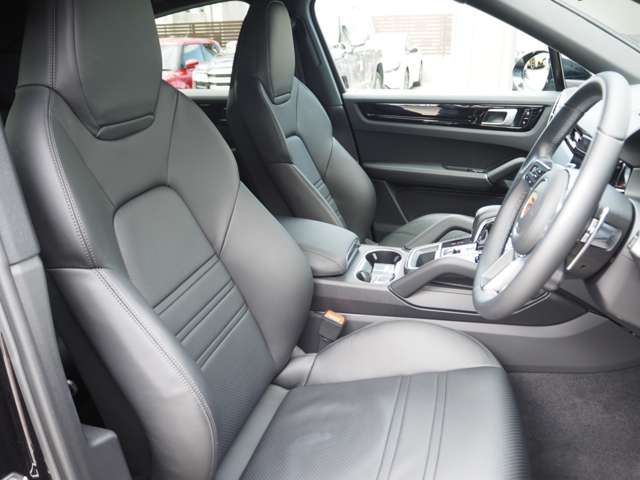 ポルシェ カイエン ハイブリッド Ｅハイブリッド ティプトロニックＳ ４ＷＤ R2年 (近畿) 99