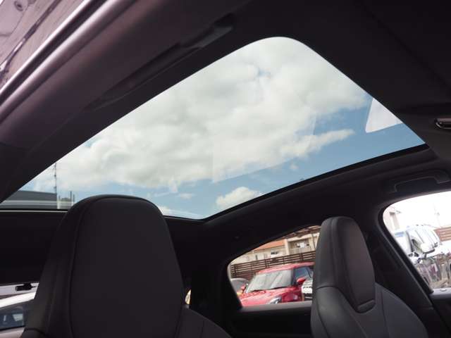 ポルシェ カイエン ハイブリッド Ｅハイブリッド ティプトロニックＳ ４ＷＤ R2年 (近畿) 99