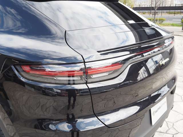 ポルシェ カイエン ハイブリッド Ｅハイブリッド ティプトロニックＳ ４ＷＤ R2年 (近畿) 99