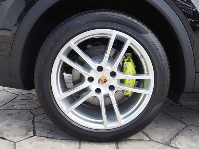 ポルシェ カイエン ハイブリッド Ｅハイブリッド ティプトロニックＳ ４ＷＤ R2年 (近畿) 99