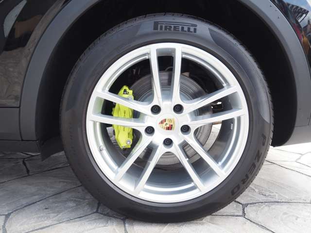 ポルシェ カイエン ハイブリッド Ｅハイブリッド ティプトロニックＳ ４ＷＤ R2年 (近畿) 99