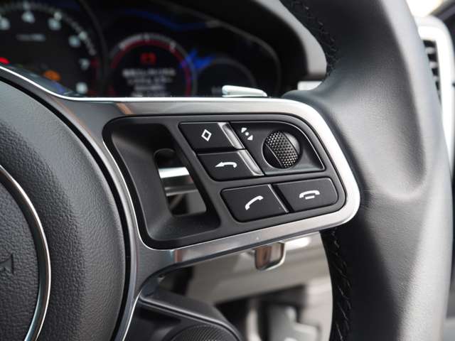 ポルシェ カイエン ハイブリッド Ｅハイブリッド ティプトロニックＳ ４ＷＤ R2年 (近畿) 99