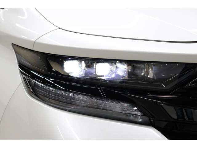 トヨタ ヴェルファイア　ハイブリッド ハイブリッド ２．５ Ｚプレミア R6年 (東海) 99