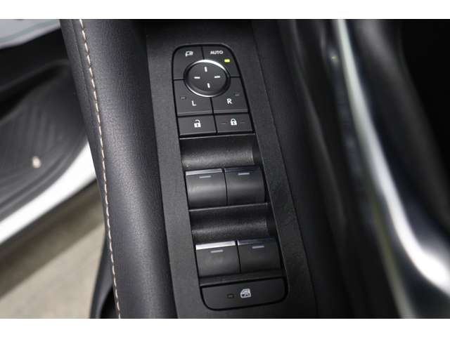 トヨタ ヴェルファイア　ハイブリッド ハイブリッド ２．５ Ｚプレミア R6年 (東海) 99