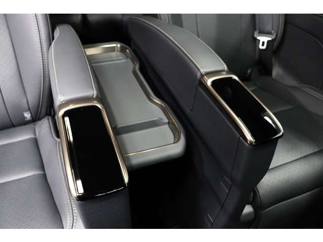 トヨタ ヴェルファイア　ハイブリッド ハイブリッド ２．５ Ｚプレミア R6年 (東海) 99