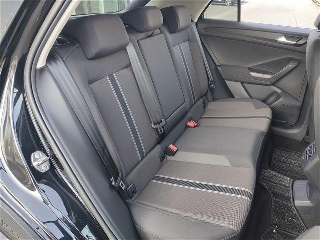 フォルクスワーゲン Ｔ－ＲＯＣ ＴＤＩ スタイル デザイン パッケージ ディーゼルターボ R2年 (東北) 99