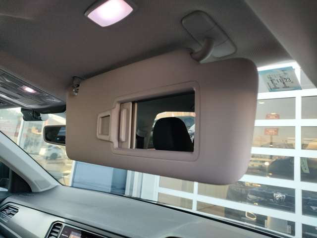 フォルクスワーゲン Ｔ－ＲＯＣ ＴＤＩ スタイル デザイン パッケージ ディーゼルターボ R2年 (東北) 99