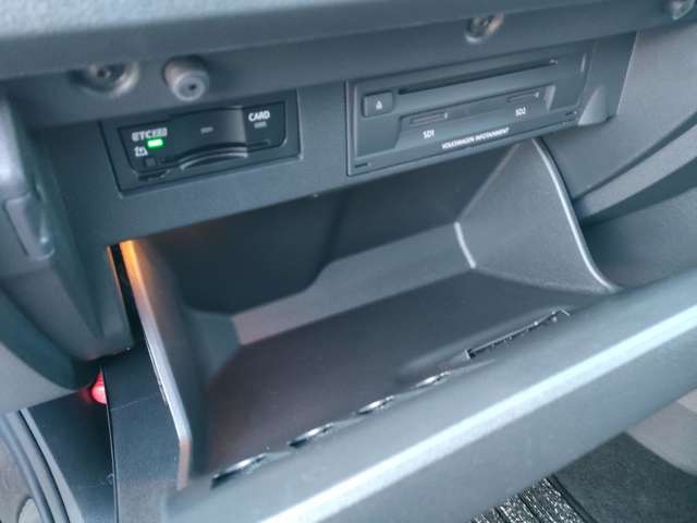 フォルクスワーゲン Ｔ－ＲＯＣ ＴＤＩ スタイル デザイン パッケージ ディーゼルターボ R2年 (東北) 99