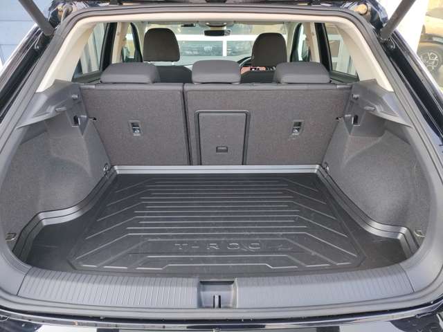 フォルクスワーゲン Ｔ－ＲＯＣ ＴＤＩ スタイル デザイン パッケージ ディーゼルターボ R2年 (東北) 99