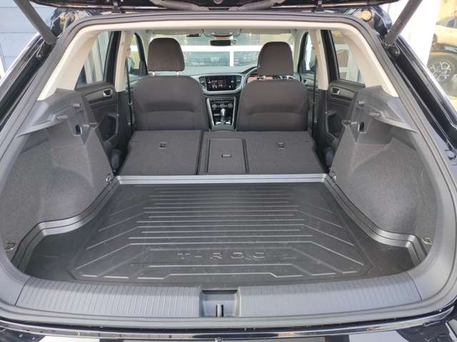 フォルクスワーゲン Ｔ－ＲＯＣ ＴＤＩ スタイル デザイン パッケージ ディーゼルターボ R2年 (東北) 99