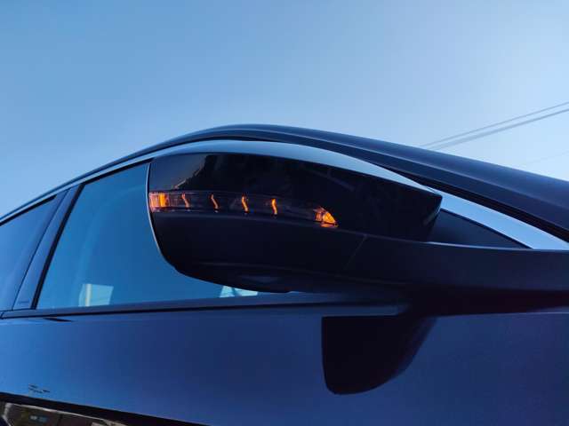 フォルクスワーゲン Ｔ－ＲＯＣ ＴＤＩ スタイル デザイン パッケージ ディーゼルターボ R2年 (東北) 99