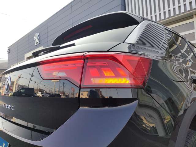 フォルクスワーゲン Ｔ－ＲＯＣ ＴＤＩ スタイル デザイン パッケージ ディーゼルターボ R2年 (東北) 99