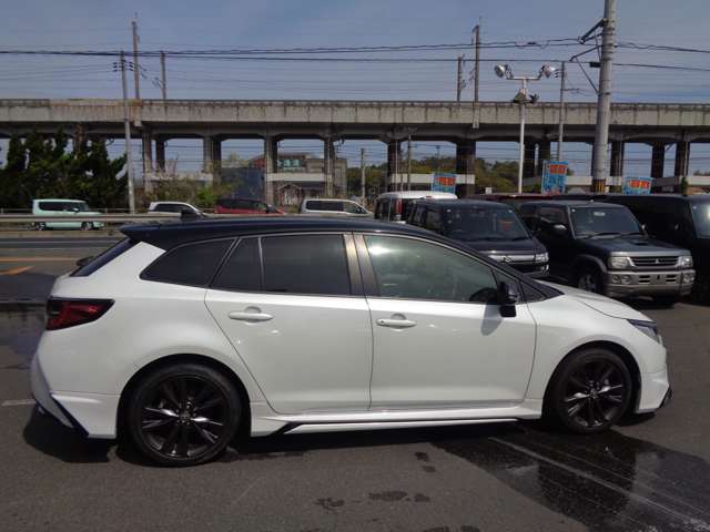 トヨタ カローラ　ツーリング １．８ ＷＸＢ R4年 (中国) 99