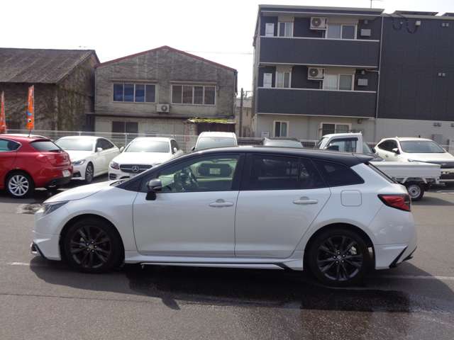 トヨタ カローラ　ツーリング １．８ ＷＸＢ R4年 (中国) 99