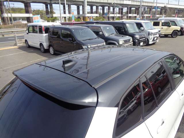 トヨタ カローラ　ツーリング １．８ ＷＸＢ R4年 (中国) 99