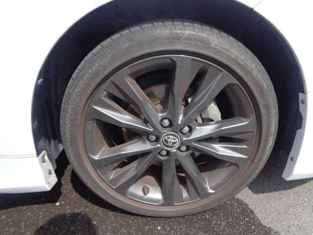 トヨタ カローラ　ツーリング １．８ ＷＸＢ R4年 (中国) 99