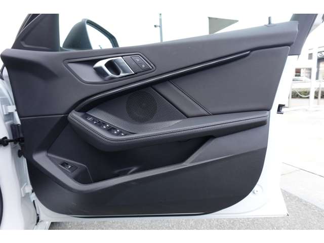 ＢＭＷ １シリーズ １１８Ｄ プレイ ディーゼルターボ R6年 (近畿) 99