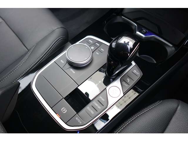 ＢＭＷ １シリーズ １１８Ｄ プレイ ディーゼルターボ R6年 (近畿) 99