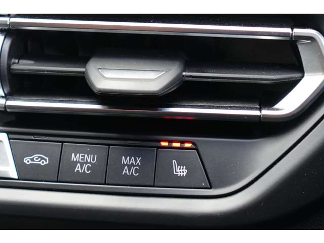 ＢＭＷ １シリーズ １１８Ｄ プレイ ディーゼルターボ R6年 (近畿) 99