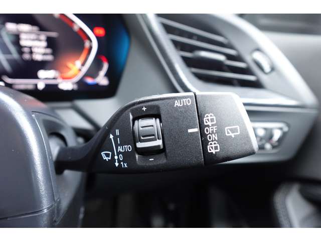 ＢＭＷ １シリーズ １１８Ｄ プレイ ディーゼルターボ R6年 (近畿) 99