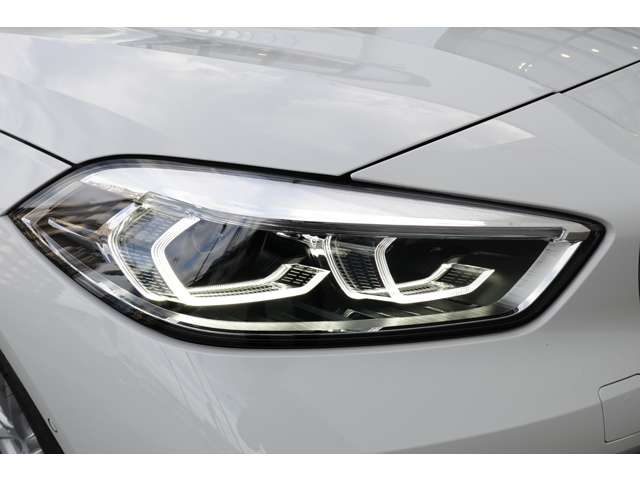 ＢＭＷ １シリーズ １１８Ｄ プレイ ディーゼルターボ R6年 (近畿) 99