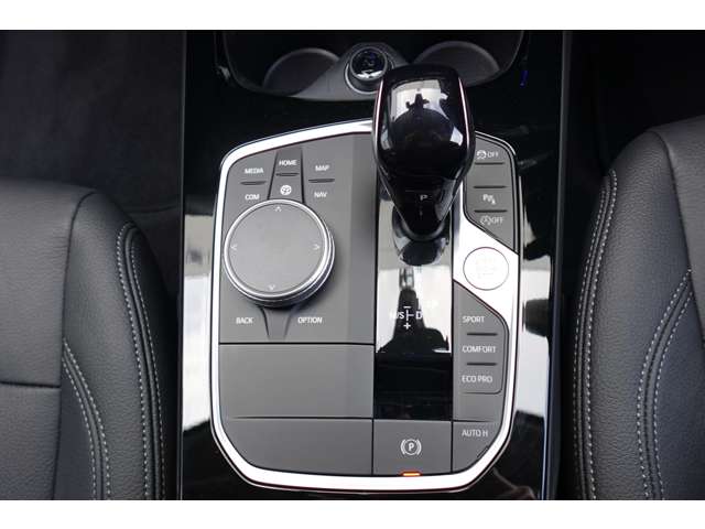 ＢＭＷ １シリーズ １１８Ｄ プレイ ディーゼルターボ R6年 (近畿) 99