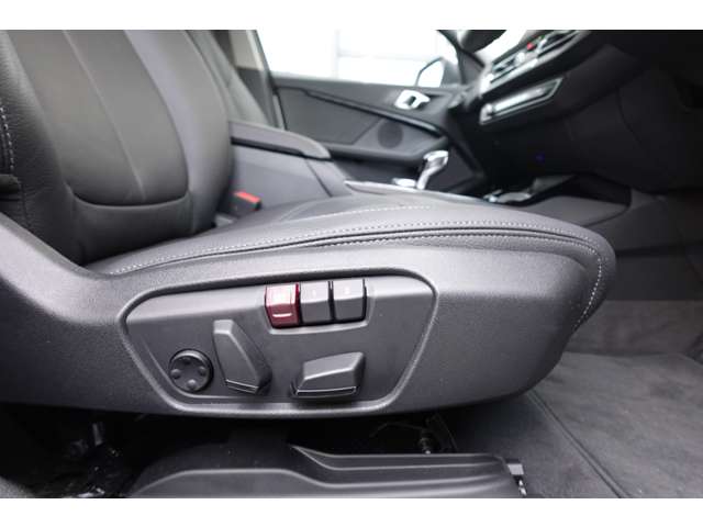 ＢＭＷ １シリーズ １１８Ｄ プレイ ディーゼルターボ R6年 (近畿) 99