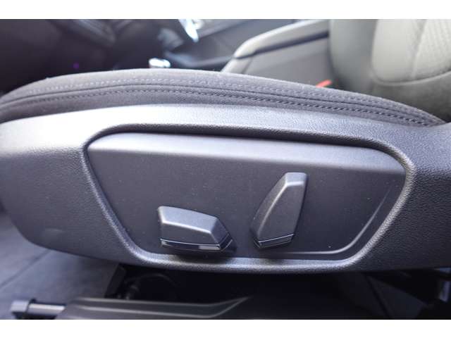 ＢＭＷ １シリーズ １１８Ｄ プレイ ディーゼルターボ R6年 (近畿) 99