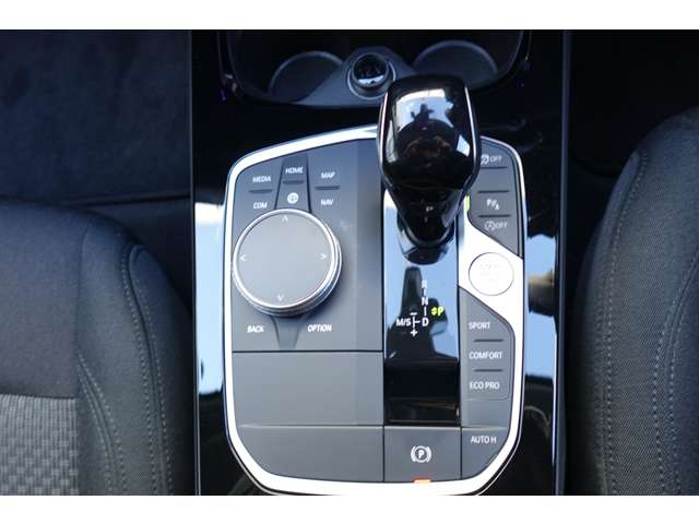 ＢＭＷ １シリーズ １１８Ｄ プレイ ディーゼルターボ R6年 (近畿) 99