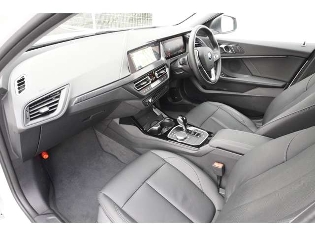 ＢＭＷ １シリーズ １１８Ｄ プレイ ディーゼルターボ R6年 (近畿) 99