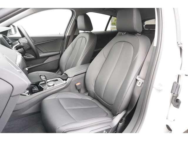 ＢＭＷ １シリーズ １１８Ｄ プレイ ディーゼルターボ R6年 (近畿) 99