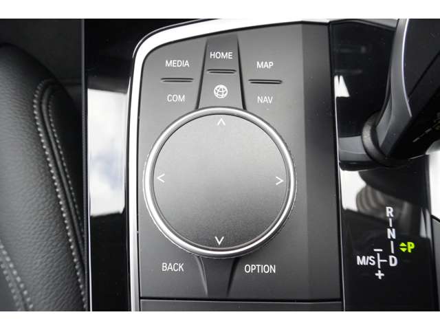 ＢＭＷ １シリーズ １１８Ｄ プレイ ディーゼルターボ R6年 (近畿) 99