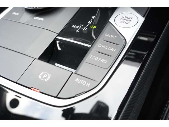 ＢＭＷ １シリーズ １１８Ｄ プレイ ディーゼルターボ R6年 (近畿) 99