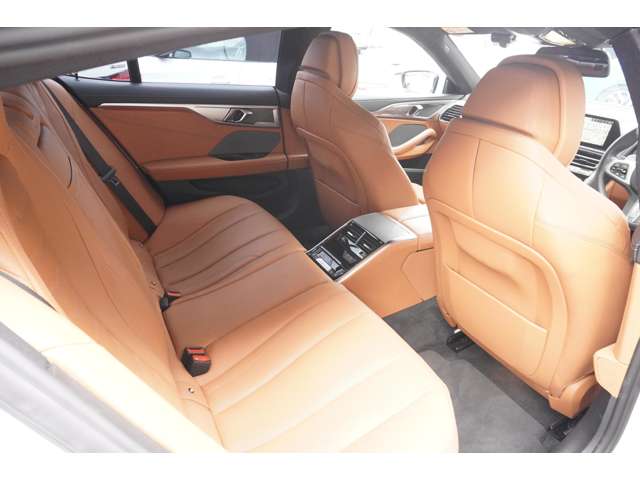 ＢＭＷ ８シリーズ ８４０Ｄ Ｘドライブ Ｍスポーツ ディーゼルターボ ４ＷＤ R3年 (近畿) 99