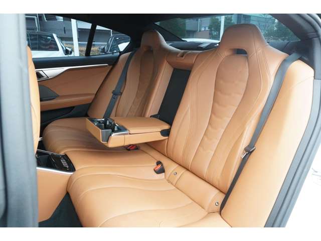 ＢＭＷ ８シリーズ ８４０Ｄ Ｘドライブ Ｍスポーツ ディーゼルターボ ４ＷＤ R3年 (近畿) 99