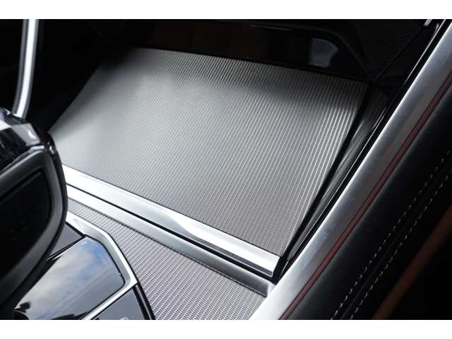 ＢＭＷ ８シリーズ ８４０Ｄ Ｘドライブ Ｍスポーツ ディーゼルターボ ４ＷＤ R3年 (近畿) 99