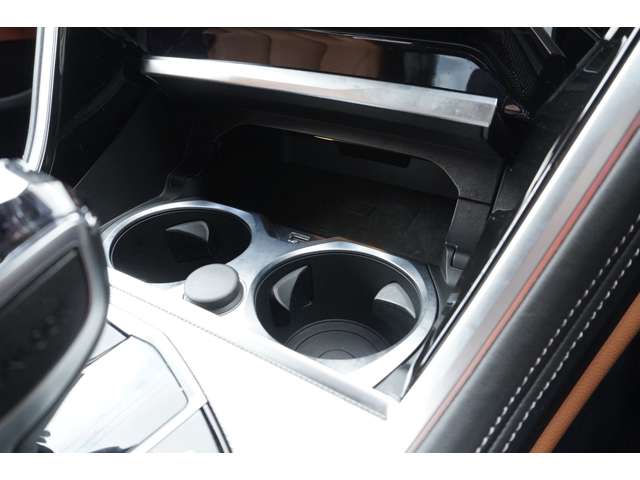 ＢＭＷ ８シリーズ ８４０Ｄ Ｘドライブ Ｍスポーツ ディーゼルターボ ４ＷＤ R3年 (近畿) 99