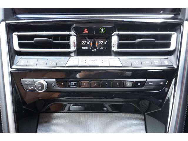 ＢＭＷ ８シリーズ ８４０Ｄ Ｘドライブ Ｍスポーツ ディーゼルターボ ４ＷＤ R3年 (近畿) 99