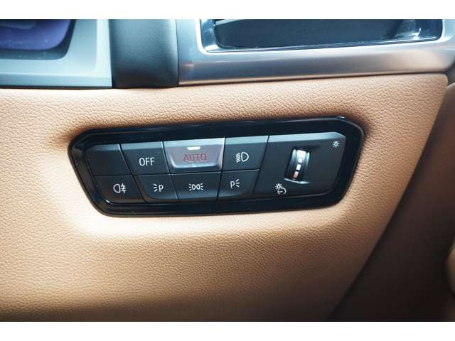 ＢＭＷ ８シリーズ ８４０Ｄ Ｘドライブ Ｍスポーツ ディーゼルターボ ４ＷＤ R3年 (近畿) 99