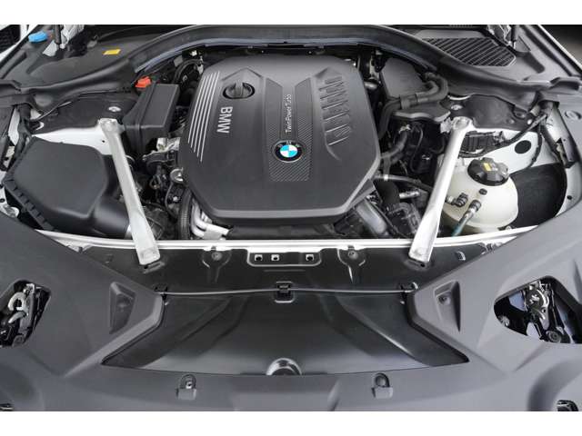 ＢＭＷ ８シリーズ ８４０Ｄ Ｘドライブ Ｍスポーツ ディーゼルターボ ４ＷＤ R3年 (近畿) 99