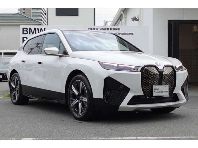 ＢＭＷ ｉＸ Ｘドライブ５０ ４ＷＤ R5年 (近畿) 99