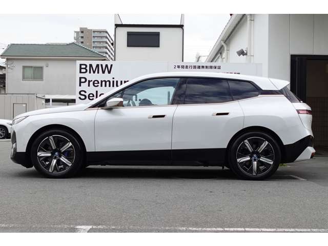 ＢＭＷ ｉＸ Ｘドライブ５０ ４ＷＤ R5年 (近畿) 99